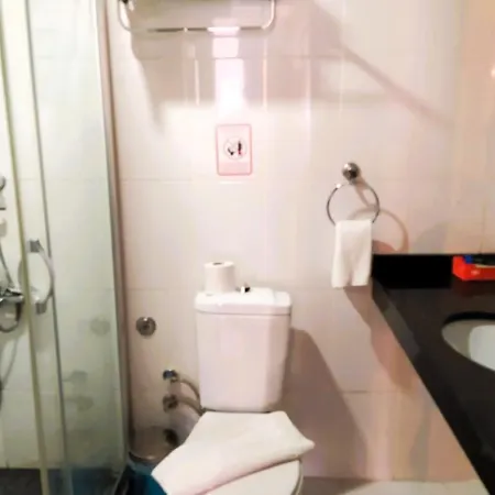 On Historical Peninsula K Aya R Oyal Istanbul