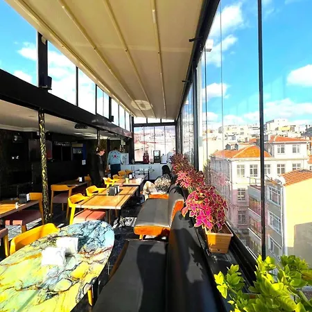 On Historical Peninsula K Aya R Oyal Hotel