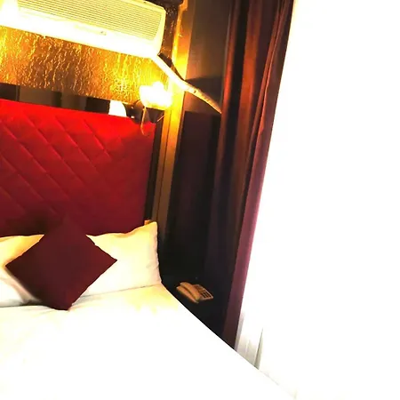 On Historical Peninsula K Aya R Oyal 3*