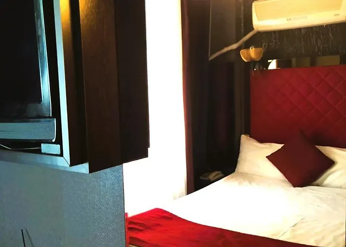 On Historical Peninsula K Aya R Oyal Hotel 3*