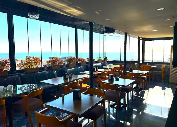 On Historical Peninsula K Aya R Oyal Hotel