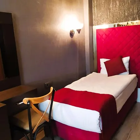 On Historical Peninsula K Aya R Oyal Hotel 3*