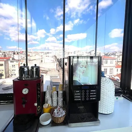 On Historical Peninsula K Aya R Oyal Стамбул