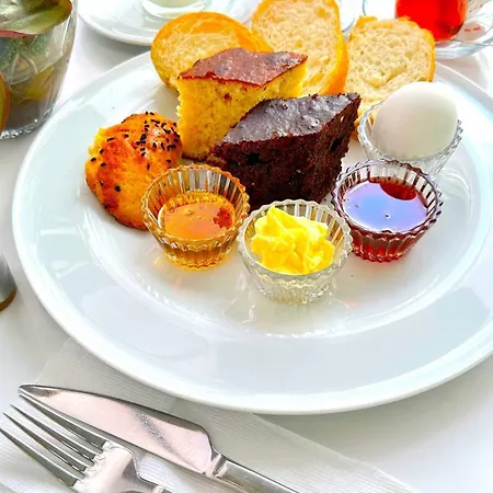 On Historical Peninsula K Aya R Oyal 3* Istanboel